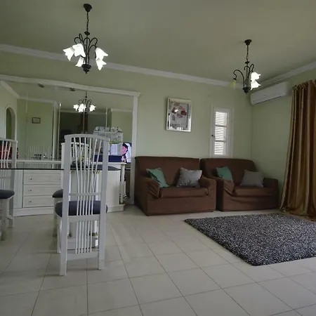 4 Bedroom With 2 Terace And Ocean View Holiday home